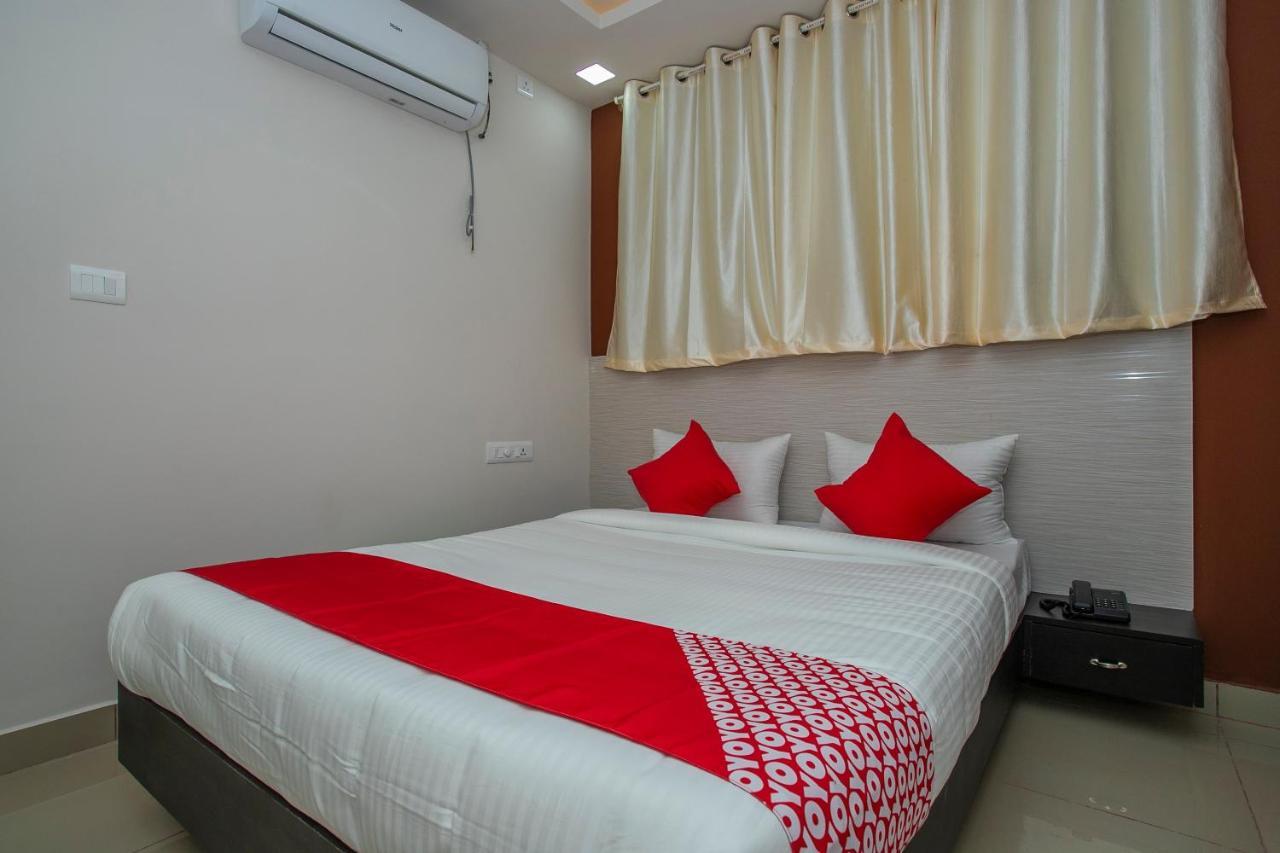 Hotel O Varcity Phi Premium Pavilion ,Above Hdfc Bank ,Near Anjaneya Temple Madiwala, Hosur Main R Bangalore Buitenkant foto