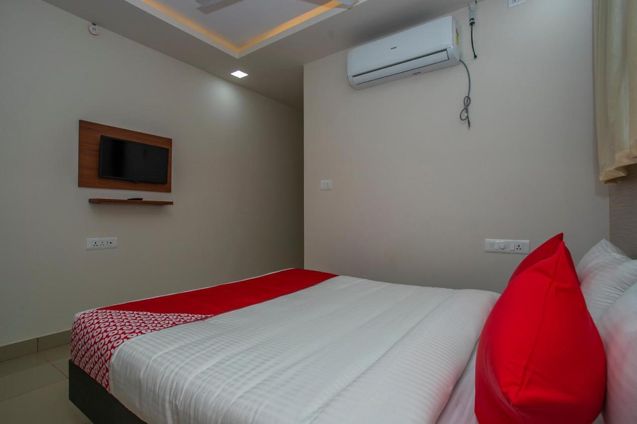 Hotel O Varcity Phi Premium Pavilion ,Above Hdfc Bank ,Near Anjaneya Temple Madiwala, Hosur Main R Bangalore Buitenkant foto