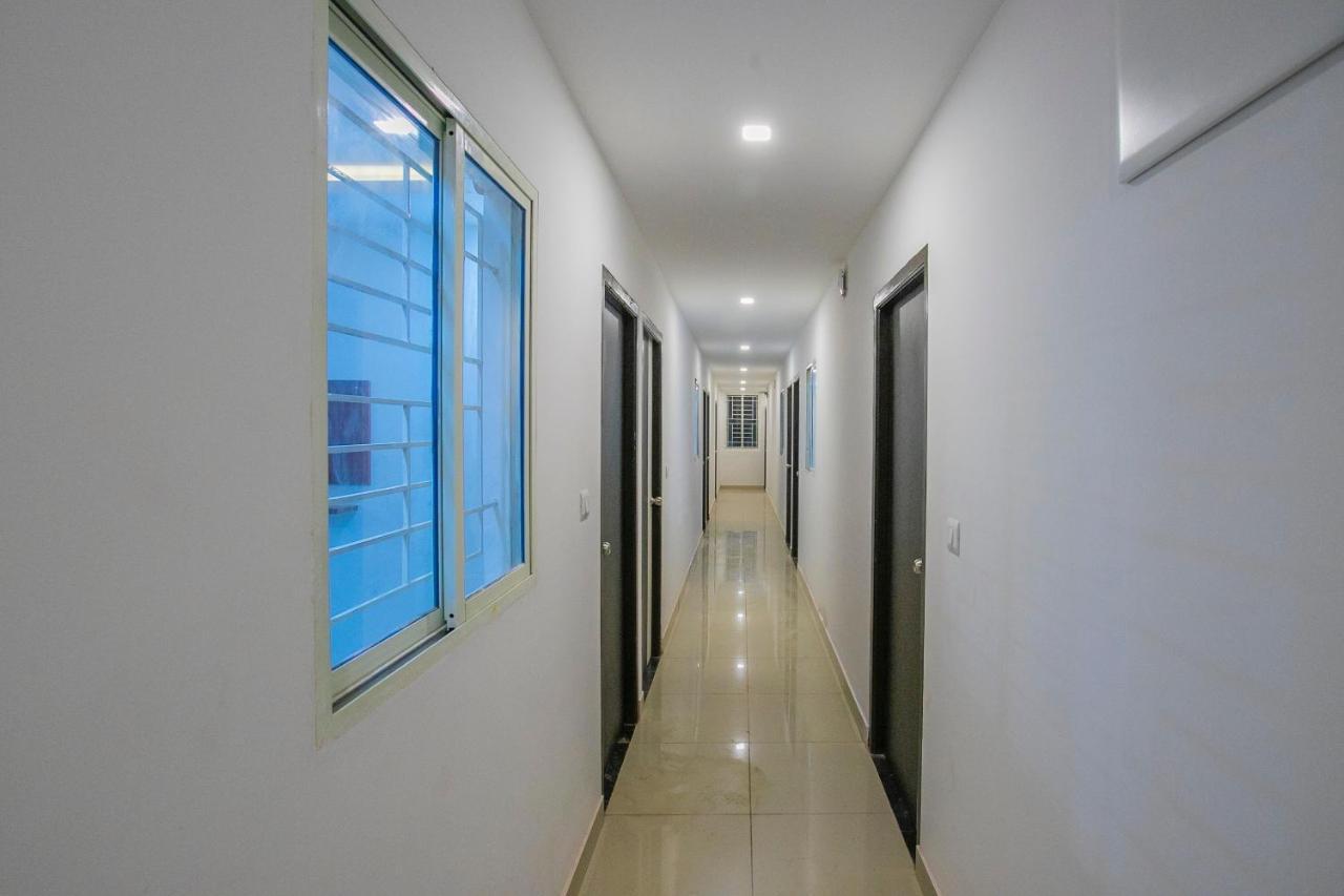 Hotel O Varcity Phi Premium Pavilion ,Above Hdfc Bank ,Near Anjaneya Temple Madiwala, Hosur Main R Bangalore Buitenkant foto