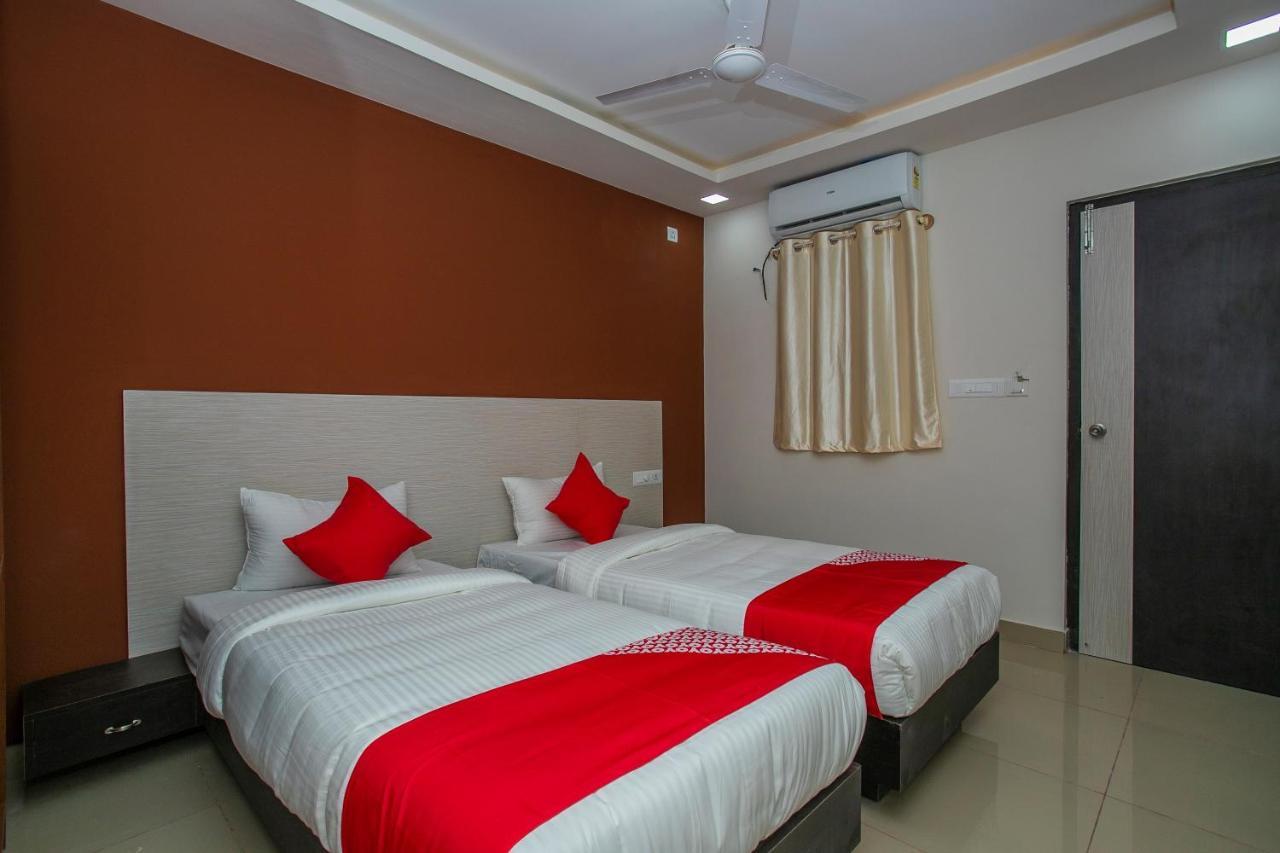 Hotel O Varcity Phi Premium Pavilion ,Above Hdfc Bank ,Near Anjaneya Temple Madiwala, Hosur Main R Bangalore Buitenkant foto